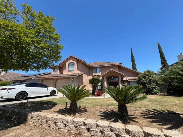 867 E Northridge Dr, Dinuba, CA 93618