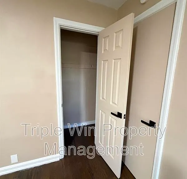 1911 Redman Rd — Photo 14