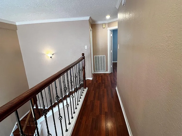 7719 Valera Ln — Photo 13