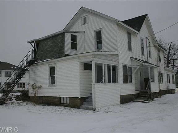 2nd image of 86 Green St