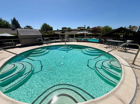 178 Marywood Ave #178, Claremont, CA 91711