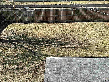 329 NW Waite St — Photo 24