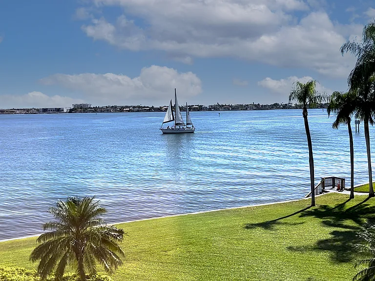 6287 Bahia Del Mar Cir #312 — Photo 29