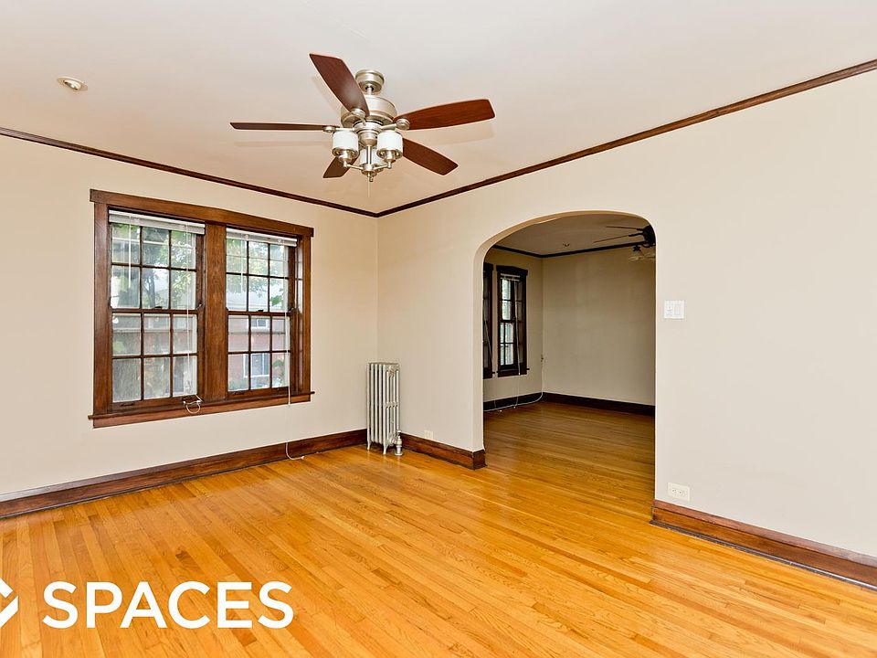 1st image of 1711 W Belle Plaine Ave #Unt_1b