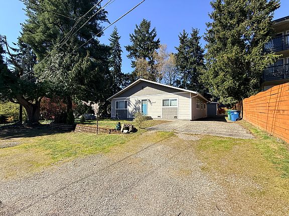 2nd image of 11837 32nd Ave NE