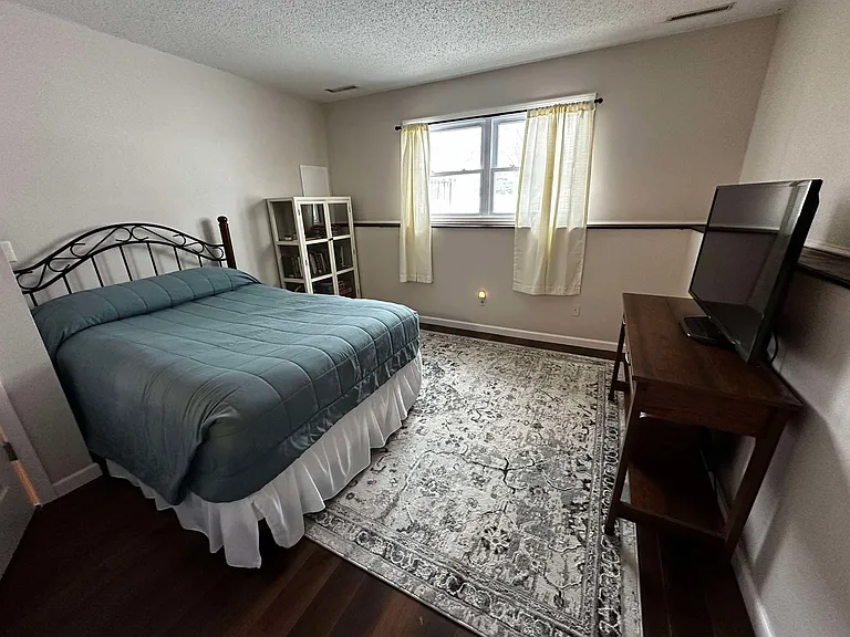 22615 Richmond Ln — Photo 18