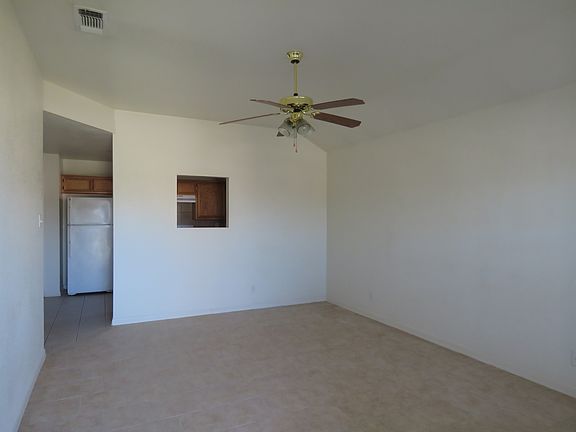 2nd image of 1304 Cinch APT B