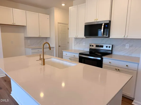 6226 Old Tavern Dr, Durham, NC 27703