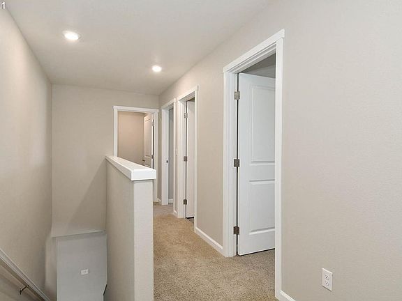 3rd image of 15518 NE 72nd Way