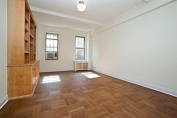 1st image of 24 5th Ave APT 1212A
