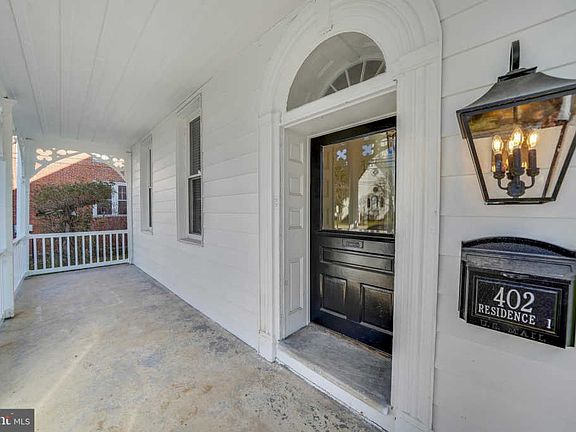 4th image of 402 E Lancaster Ave #1