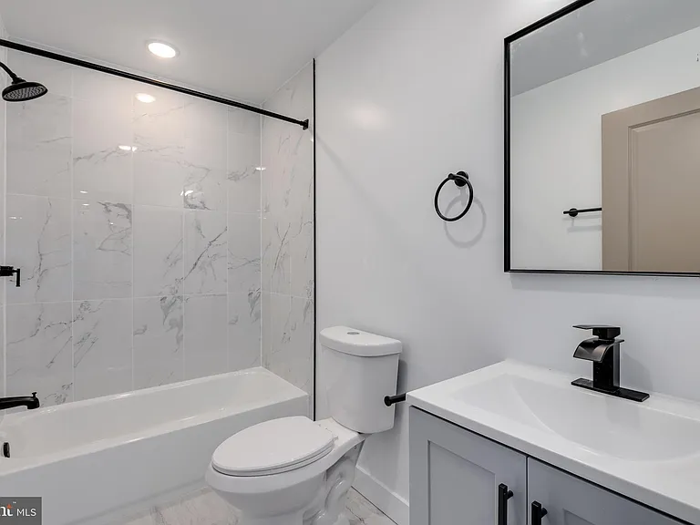 2203 N 7th St #3 — Photo 7