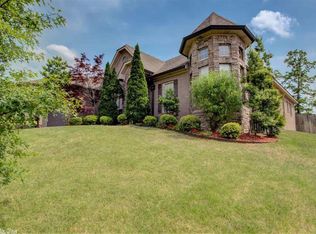 121 Breckenridge Ln, Maumelle, AR 72113