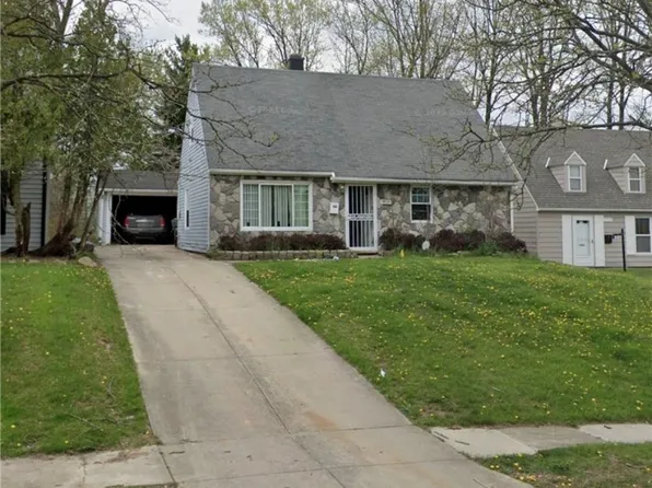 19715 Cherrywood Ln, Warrensville Heights, OH 44128