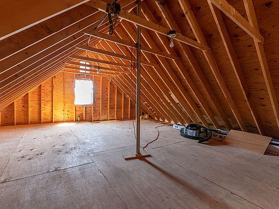 loft above garage