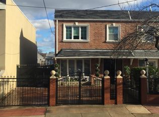 8-03 College Point Blvd, Flushing, NY 11356