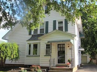 120 Parkwood Rd, Rochester, NY 14615