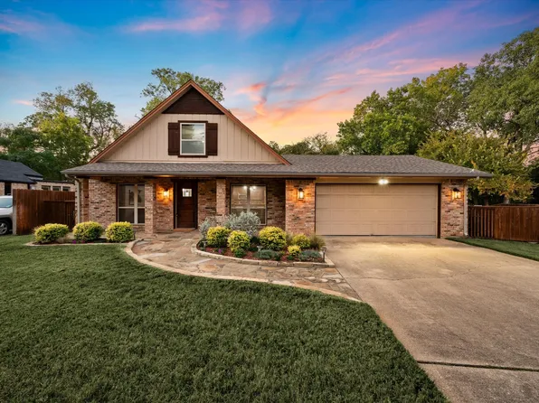3024 Hillcrest Ct, Grapevine, TX 76051