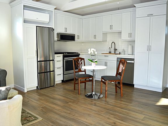 2nd image of 6459 Wynkoop St #1