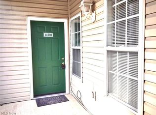14710 Lenox Dr #110, Strongsville, OH 44136
