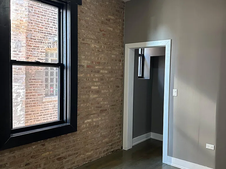 2923 W 24th Blvd #1 — Photo 8