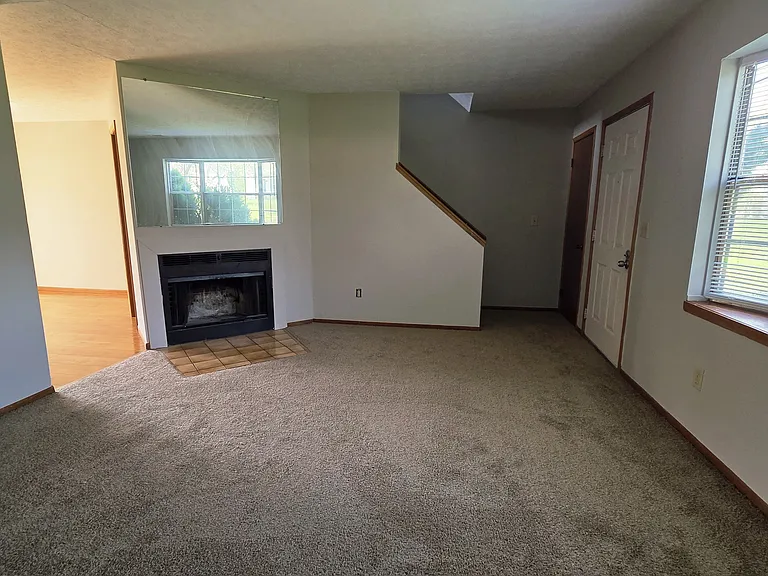4923 Dublin Fls — Photo 10