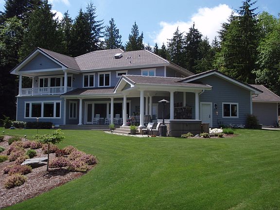 5th image of 8659 Landing Ln SE
