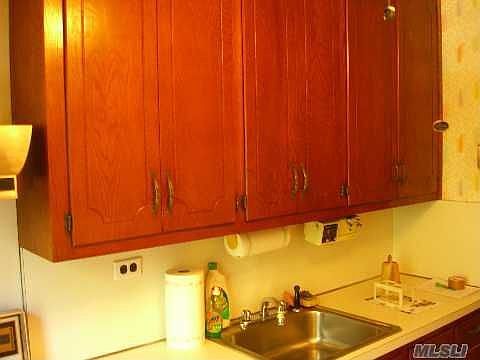 3rd image of 8315 98th St APT 3A