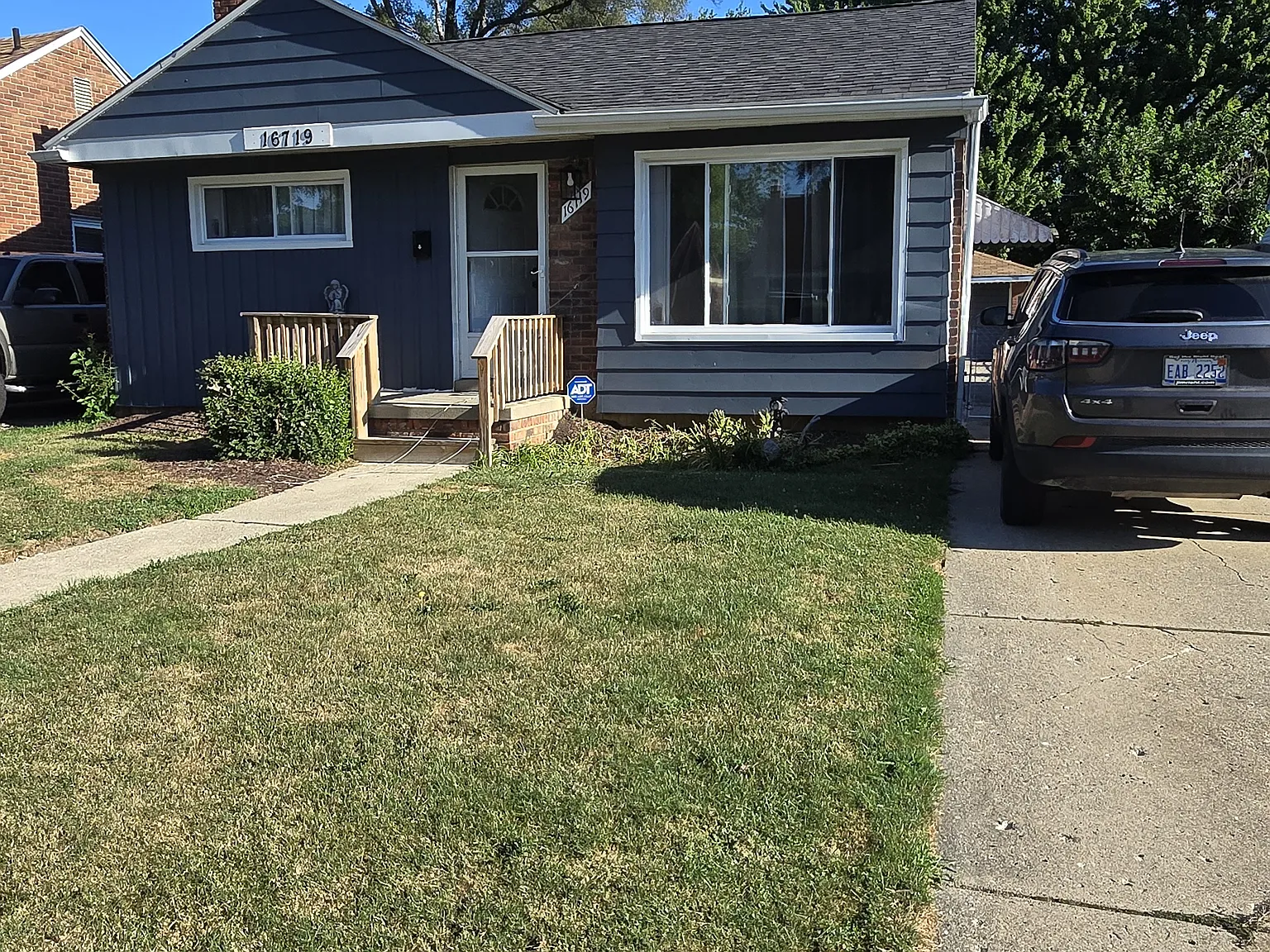 3 bed, 950 sqft, $1,750 — Photo 1