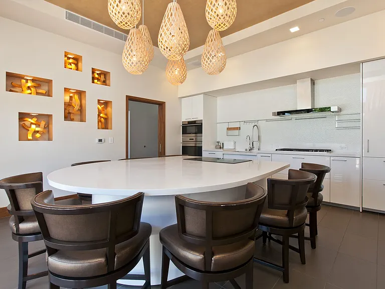 1555 Kapiolani Blvd #1800 — Photo 26