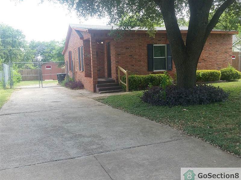 1st image of 5721 Humbert Ave