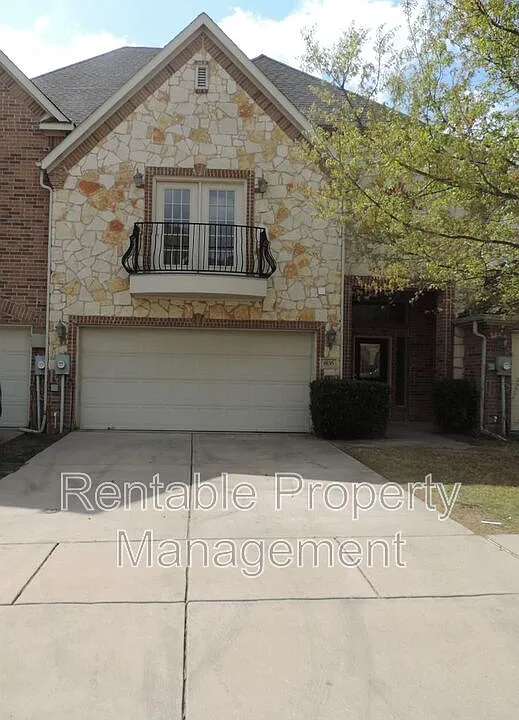1835 Leann Ln