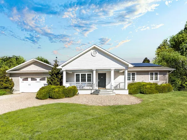 123 Fairview Ave, Montauk, NY 11954