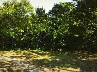 181 Emerson Ave, North Babylon, NY 11703