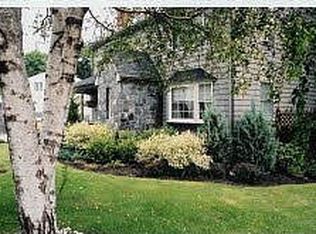 12 Sunrise Ave, Stoneham, MA 02180