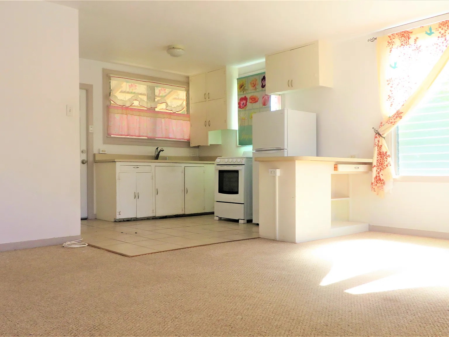2 Bedroom/1 Bath House — Photo 3
