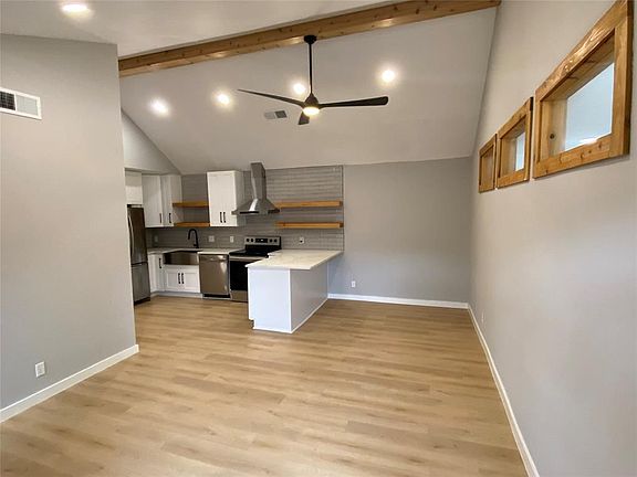 5th image of 2705 Mulford Cv #A