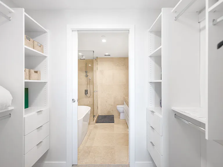7433 Cambie St #2104 — Photo 8