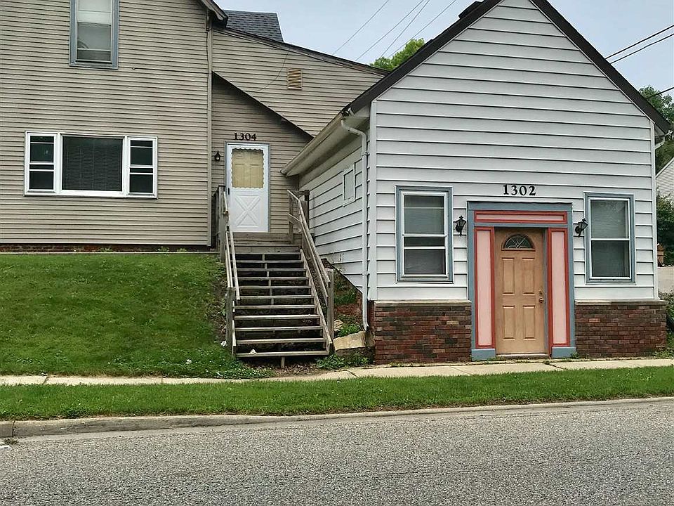 1st image of 1302-1304 S 4th St