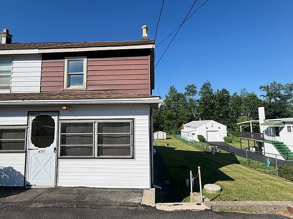 3rd image of 450 Old Cranberry Rd