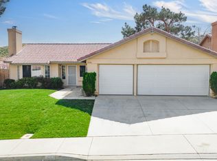 3046 Hampton Rd, Palmdale, CA 93551