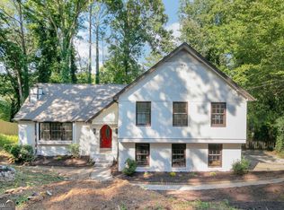 1326 Larkview Dr SW, Lilburn, GA 30047