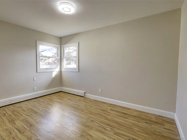 207 Catherine Ave — Photo 19