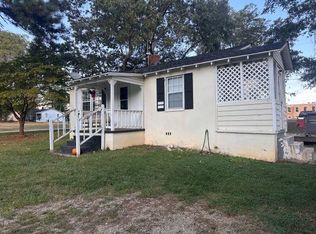 103 Mimosa St, Cowpens, SC 29330