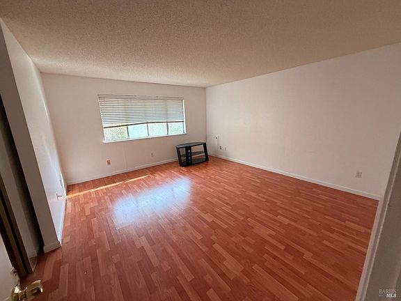 4th image of 1132 Capistrano Court