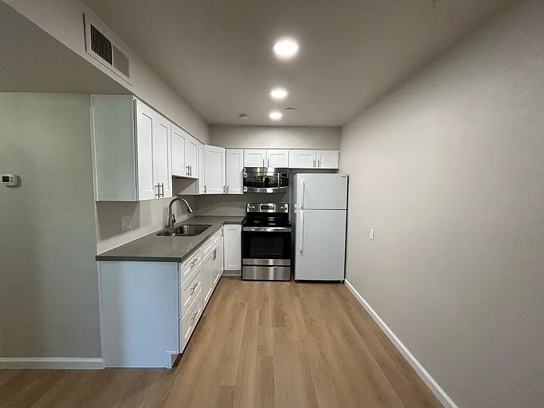 2126 S Granada Dr #2 — Photo 3