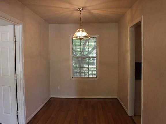 4th image of 506 Norton St