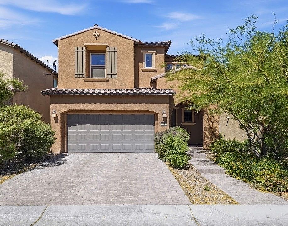 1st image of 31 Berneri Dr
