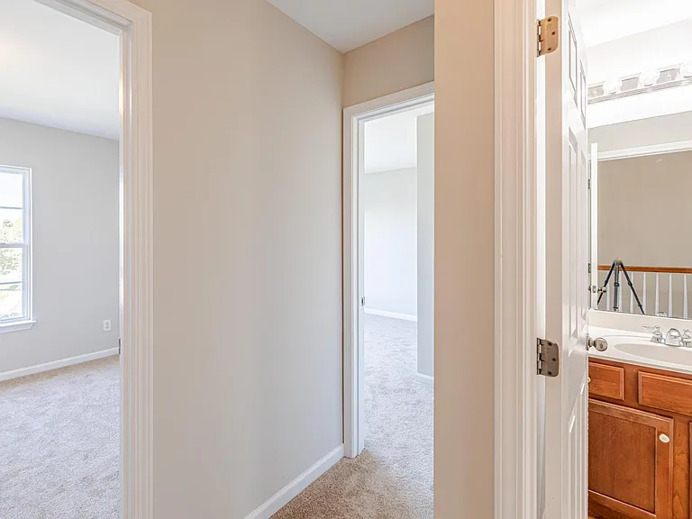 14106 Winford Ln — Photo 23