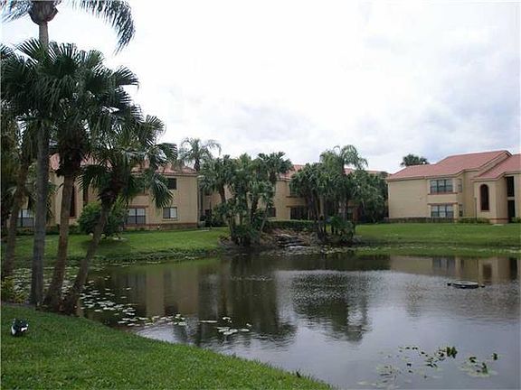 2nd image of 2926 S University Dr APT 6203